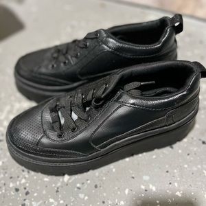 Call It Spring Vegan Black lace up platform Chunky sneakers Women's SZ US 6.5
